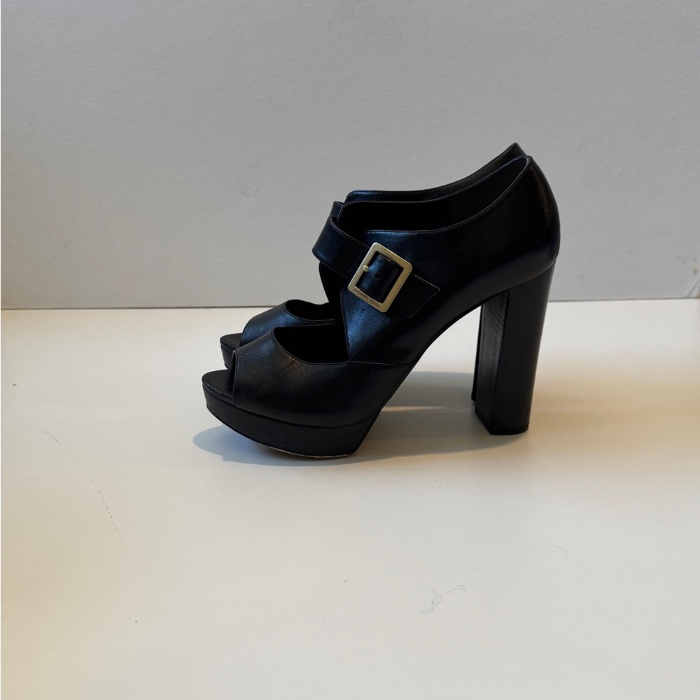 Michael Kors Elegant Black Platform Heels 👠 👡